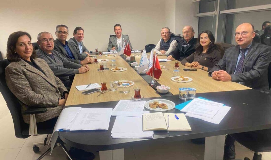 Manisa Kent Konseyi Yürütme Kurulu’nun yılın son toplantısında, 2025’in acı