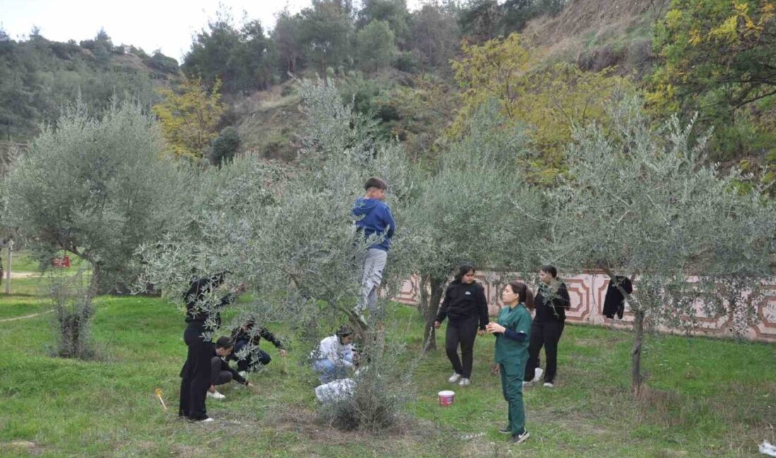 Manisa’nın Salihli ilçesinde Ticaret ve Sanayi Odası İlkokulu anasınıfı öğrencileri