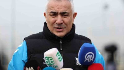 Özbelsan Sivasspor Teknik Direktörü Mehmet Altıparmak, devre arasında transfer yapmaları