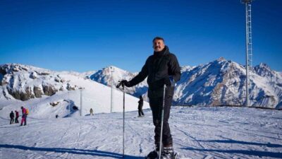 HAKKARİ (İHA) – Hakkâri’de etkili olan kar yağışının ardından Mergabütan