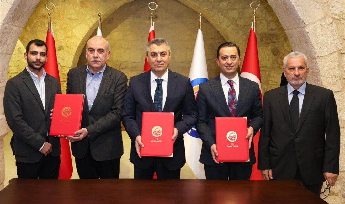 Mersin Valisi Atilla Toros’un himayesinde, kentte sağlık hizmetlerinin güçlendirilmesine yönelik