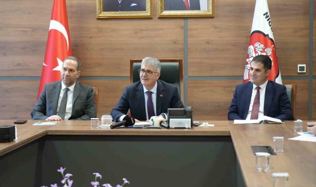 Niğde’nin doğal, tarihi ve kültürel zenginliklerini fotoğraf sanatı aracılığıyla görünür