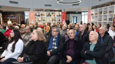 Nilüfer Belediyesi’nin düzenlediği “Sağlık Buluşmaları” programına konuk olan Nöroloji Uzmanı