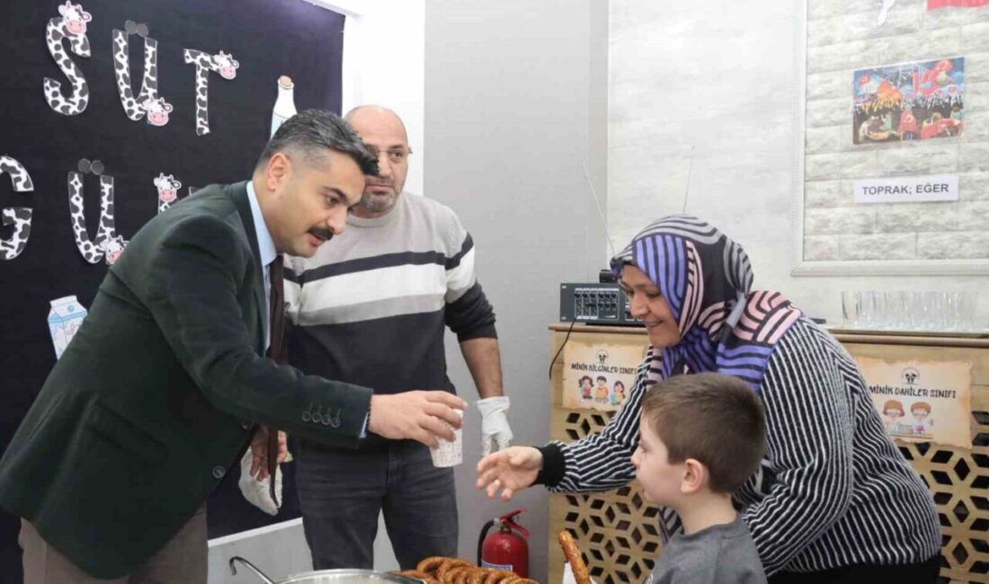 İl Millî Eğitim Müdürü Fatih Erdoğan, Nene Hatun Anaokulu’nda düzenlenen