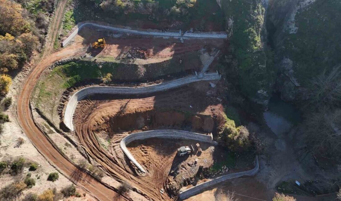 Orhangazi tarafından Osmanlı’nın ilk başşehri Yenişehir’e bağlı Yarhisar köyüne yaptırılan