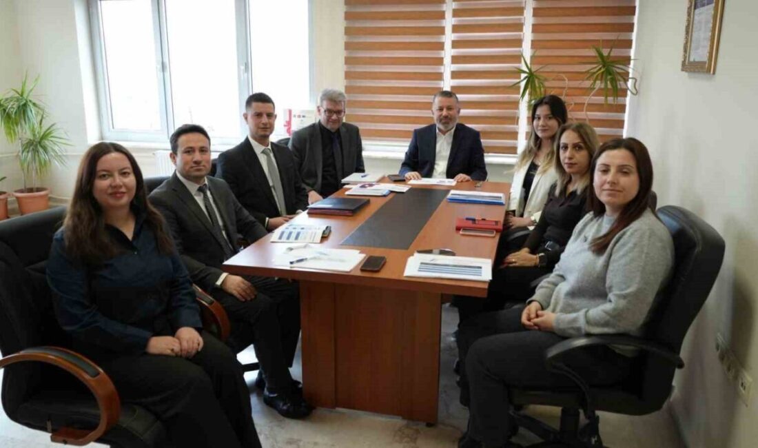 Karabük Üniversitesi (KBÜ) Rektörü Prof. Dr. Fatih Kırışık, Uluslararası İlişkiler