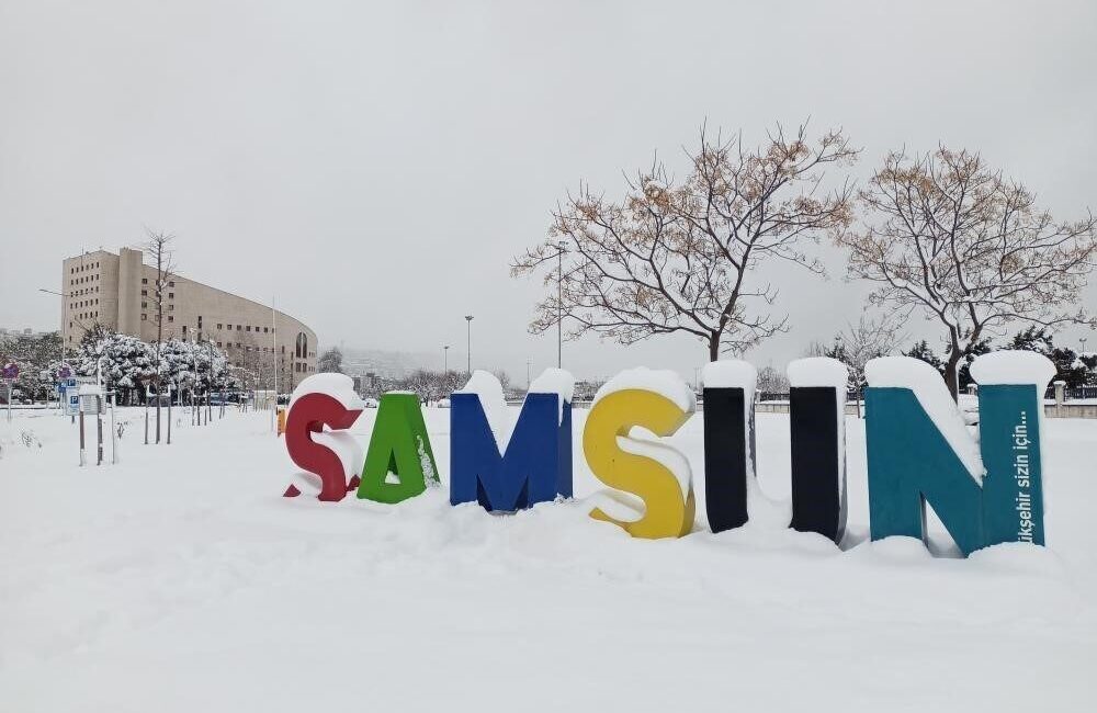 Samsun’da etkili olan olumsuz hava şartları nedeniyle bazı ilçelerde bugün