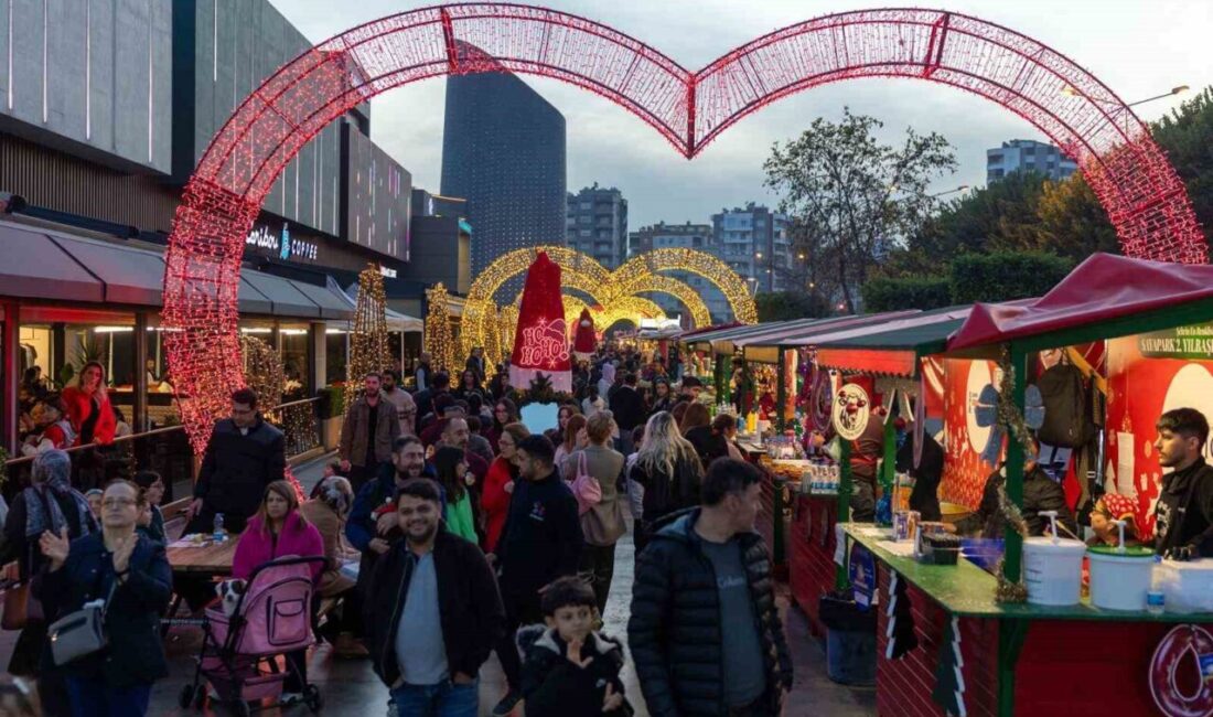 Mersin’in alış veriş merkezi Sayapark’ta 6 Aralık tarihinde başlayan ’Yılbaşı