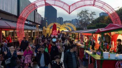 Mersin’in alış veriş merkezi Sayapark’ta 6 Aralık tarihinde başlayan ’Yılbaşı