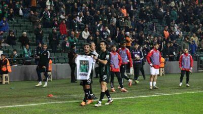 Trendyol Süper Lig’in 17. haftasında Kocaelispor, Antalyaspor ile karşılaşırken, ev