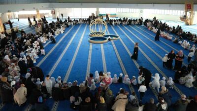 Erzincan’ın sembol ibadethanelerinden Terzibaba Camii, anlamlı bir şenliğe ev sahipliği