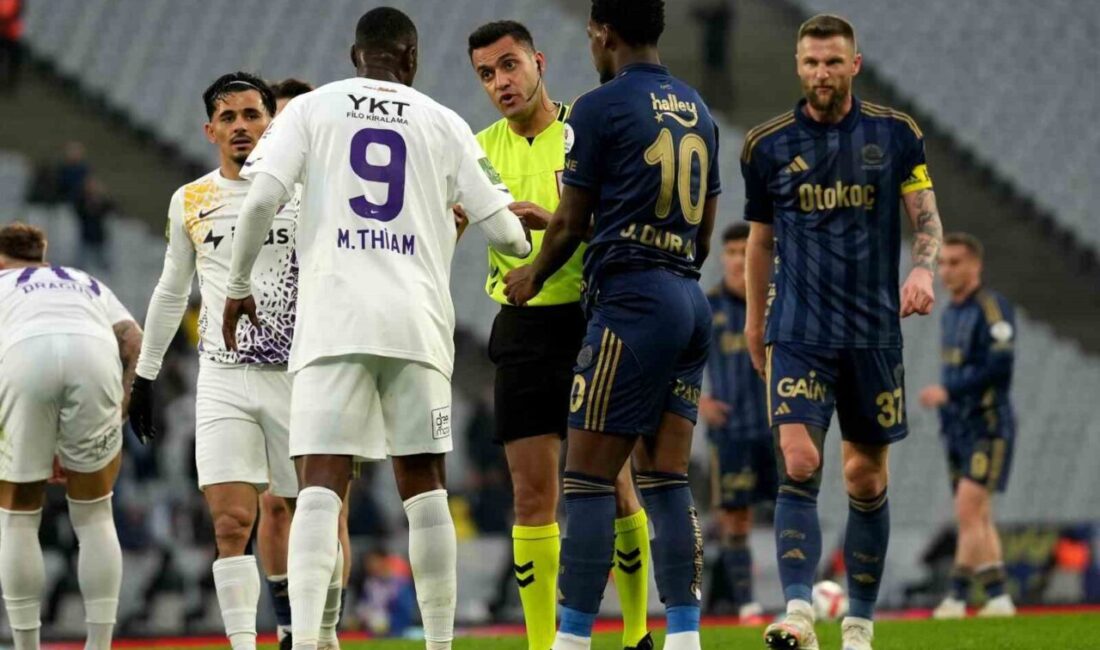 Trendyol Süper Lig’in 17. haftasında Eyüpspor ile Fenerbahçe, Atatürk Olimpiyat