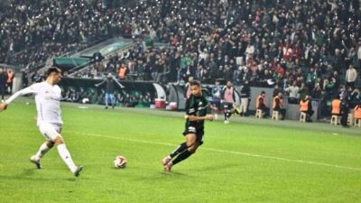 Trendyol Süper Lig’in 17. haftasında Kocaelispor sahasında Antalyaspor’u 2-1 mağlup