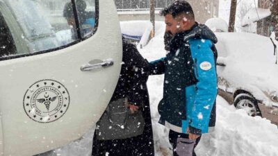 Zonguldak genelinde etkili olan kar yağışı, kırsal kesimlerde ulaşımı ve