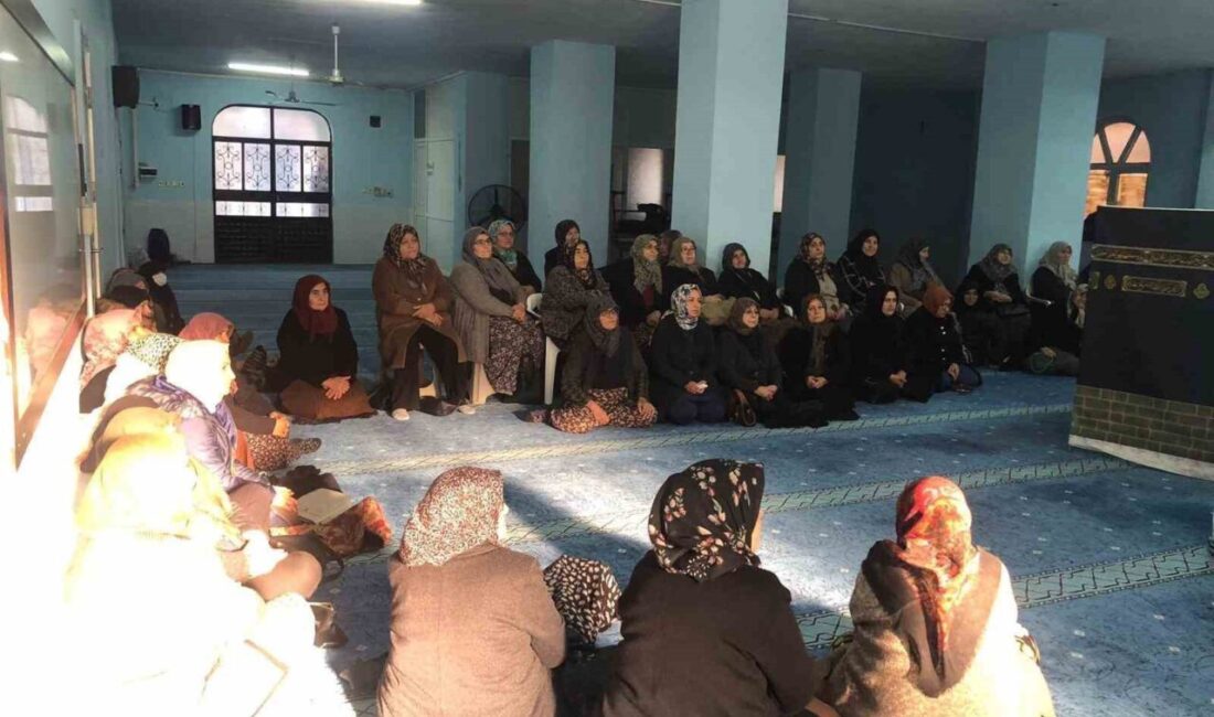 Manisa’nın Sarıgöl ilçesinden ümre ziyaretine gidecek vatandaşlar için bilgilendirme semineri