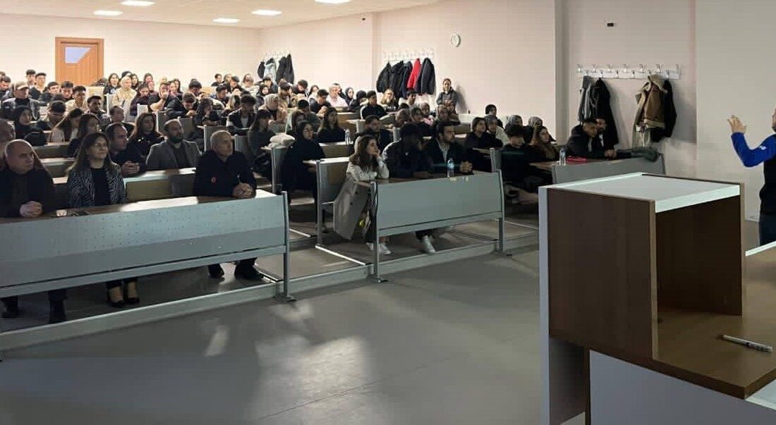 Bayburt’ta Acil Yardım ve Afet Yönetimi Bölümü Arama Kurtarma Öğrenci