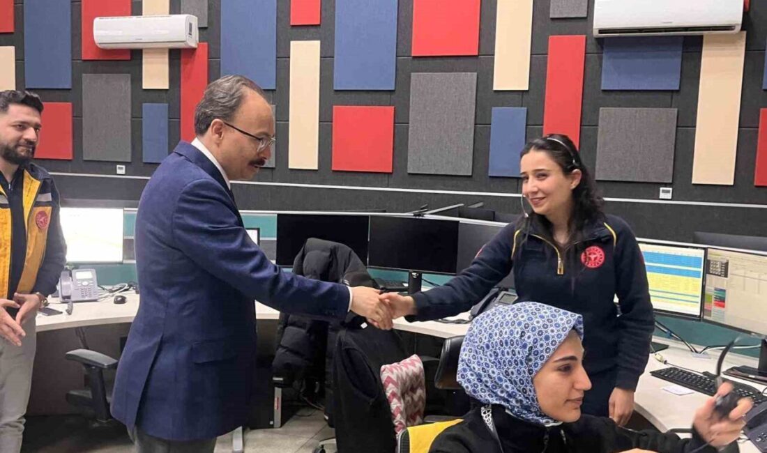 Siirt Valisi ve Belediye Başkan Vekili Dr. Kemal Kızılkaya, yılbaşı