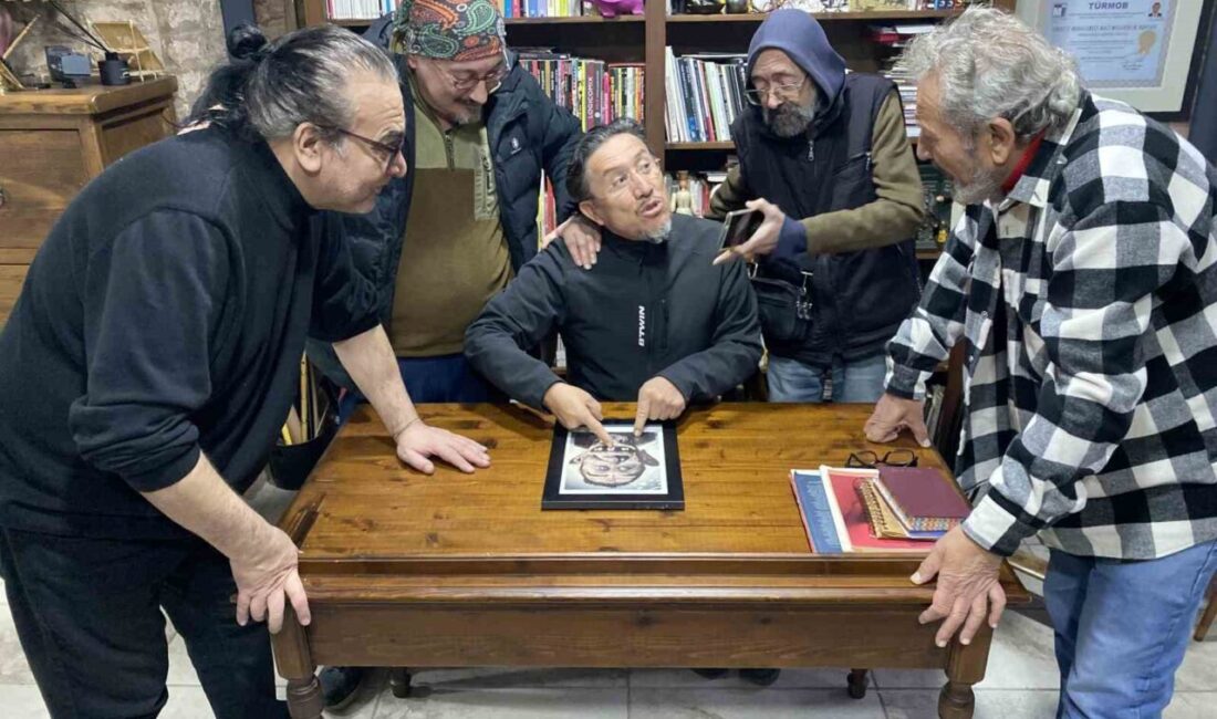 Eskişehir’de yaklaşık 40 yıldır arkadaş olan bir grup karikatürist, hala