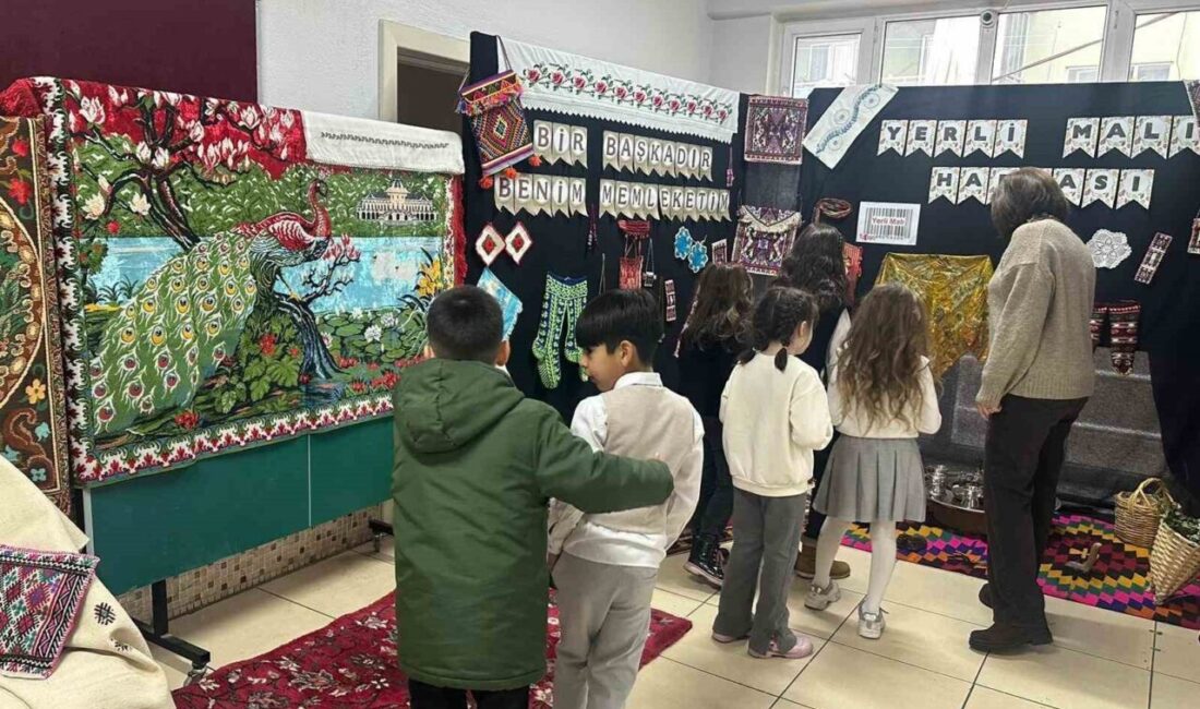 DENİZLİ (İHA) – Denizli’de Hüsamettin Kulaklı İlkokulunda Tutum, Yatırım ve