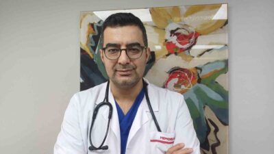 Memorial Kayseri Hastanesi Gastroenteroloji Uzmanı Prof. Dr. Mustafa Kaplan, yılbaşı