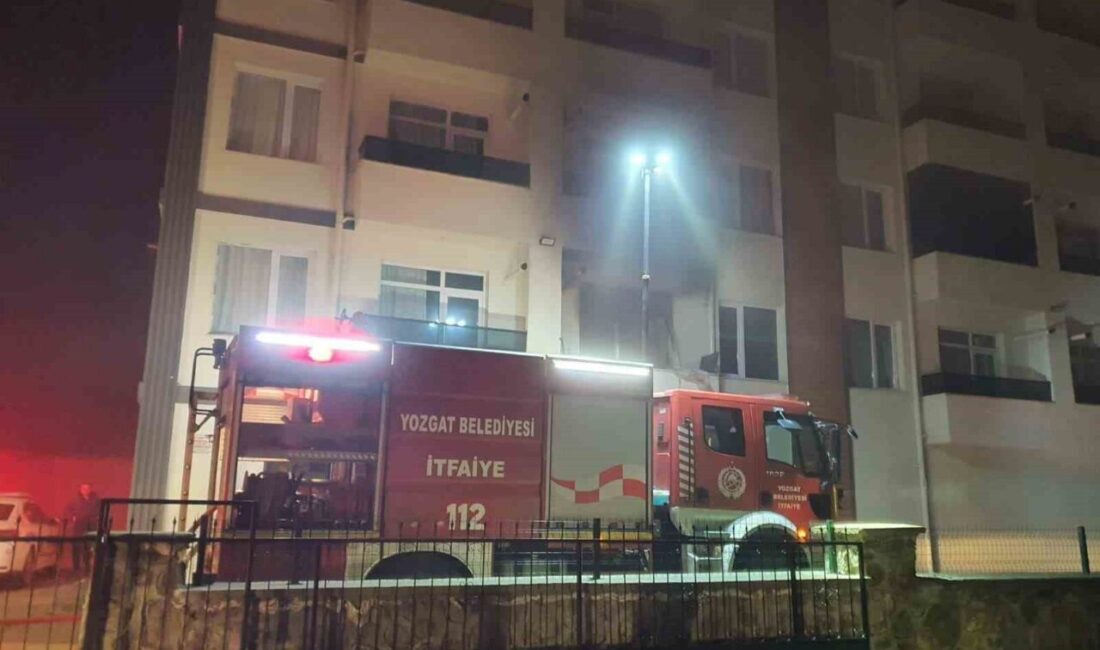 Yozgat’ta bir binadan meydana gelen patlamanın ardından yangın çıktı. Olayda