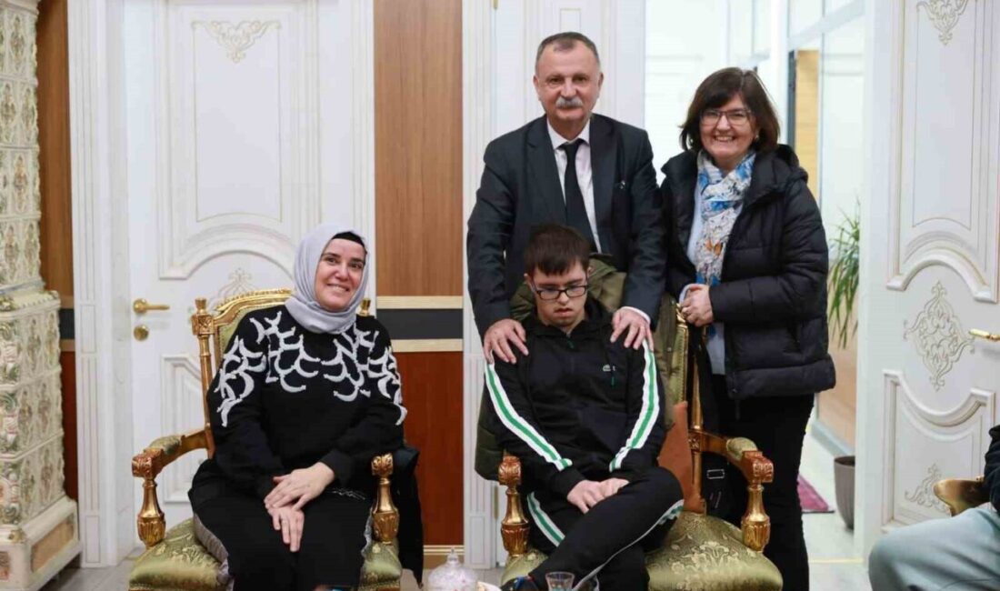 Manisa’da bir ilke imza atan Yunusemre Belediyespor, down sendromlu bireyleri