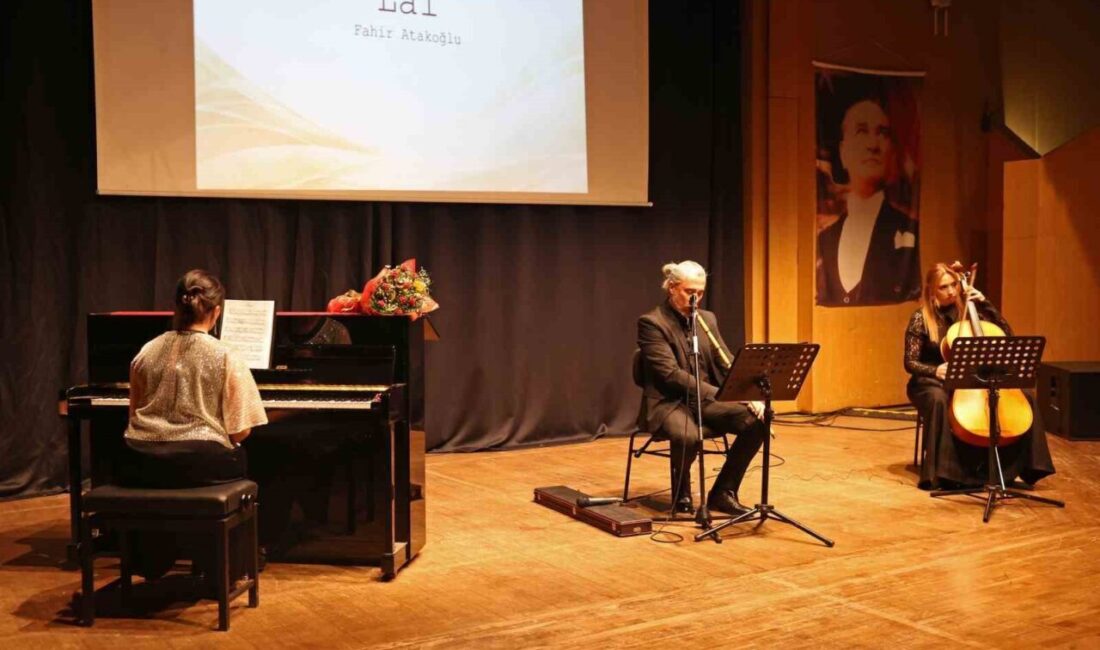 Antalya Büyükşehir Belediyesi İsmail Baha Sürelsan Konservatuvarı, Zefir Zamanı konseriyle