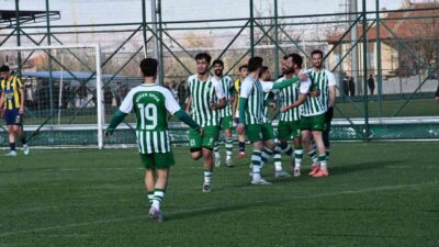 Kayseri Şekerspor, Süper Amatör Küme’de ilk yarının şampiyonu oldu. 13