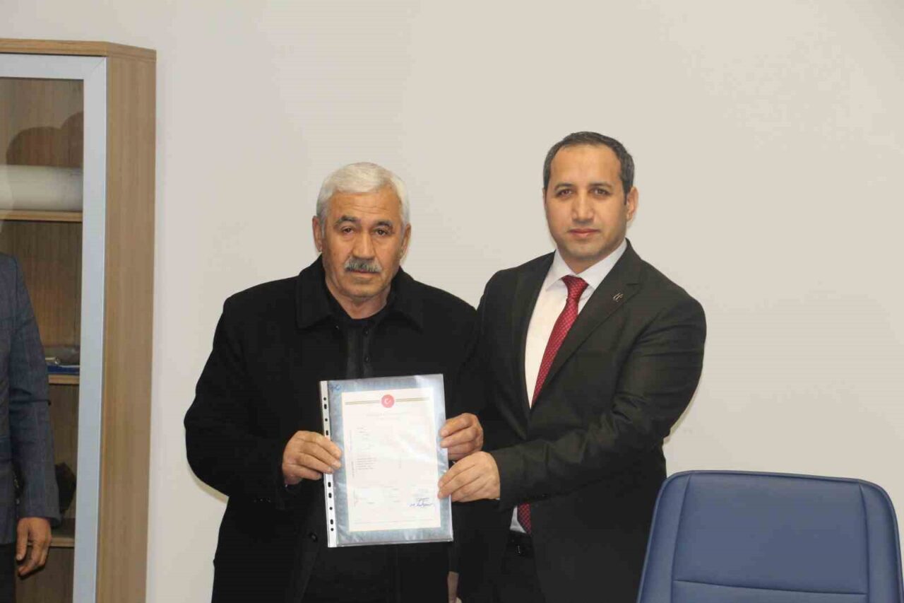 Şırnak merkez ilçeye bağlı Seslice köyü sakinleri, aradan geçen 32