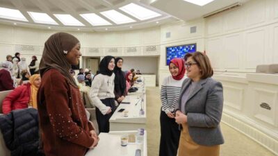 Gaziantep Büyükşehir Belediye Başkanı Fatma Şahin, 60 farklı ülkeden eğitim