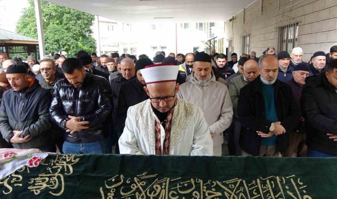 Kocaeli’de yaşayan 18 yaşındaki Dilara Gezgin, yaklaşık 6.5 aydır süren