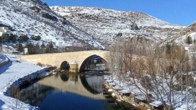 Diyarbakır’ın Çermik ilçesinde bulunan Artuklu eseri tarihi Haburman Köprüsü, ilk