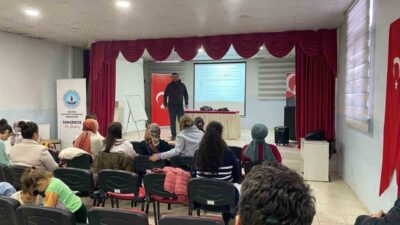 Değerlendirme Semineri, Gölyaka Halk Eğitim Merkezi ev sahipliğinde gerçekleştirildi. Seminer