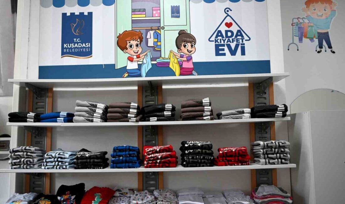 İhtiyaç sahibi ailelerin çocuklarına ücretsiz yeni giysiler sağlayan Kuşadası Belediyesi