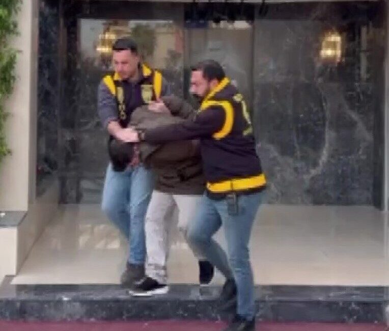 Adana’da çevrimiçi oyunda başlayan bir tartışma, liseli bir gencin zorla