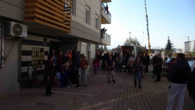 Antalya’da 20 yaşındaki genç, ağabeyi ile diğer ağabeyinin eşini silahla