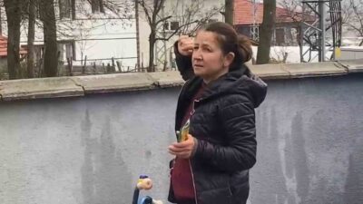 Bartın’da bir yavru kedi mahsur kaldığı ağaçta bir haftadır kurtarılmayı