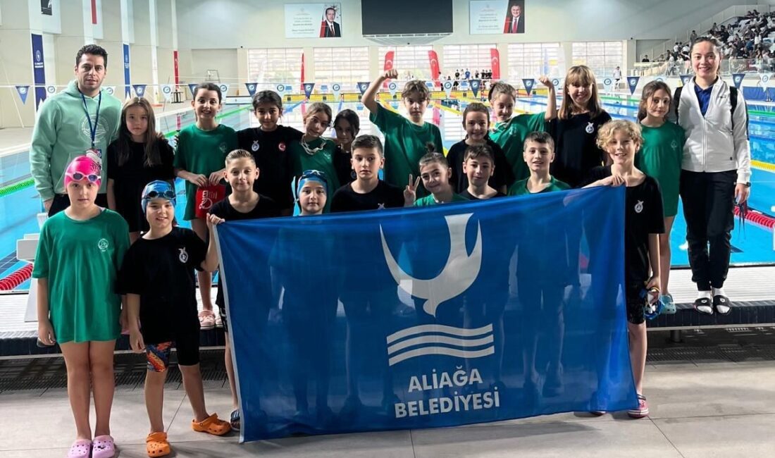 Türkiye Yüzme Federasyonu il içi faaliyetleri kapsamında İzmir’de düzenlenen 7-9