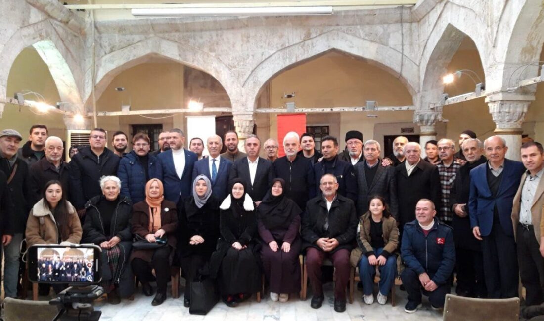 Türkiye Yazarlar Birliği İstanbul Şubesi’ndeki programda, Avukat Rahim Er, MHP