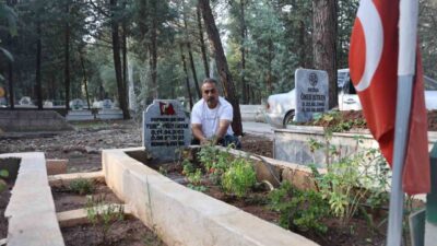 Hatay’ın Kırıkhan ilçesinde depremde çöken ve 26 kişiye mezar olan