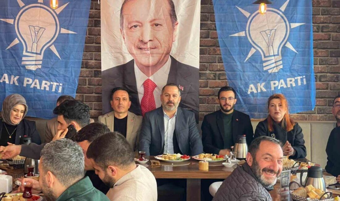 AK Parti Ardahan İl Başkanı Hakan Aydın, basın mensupları ile