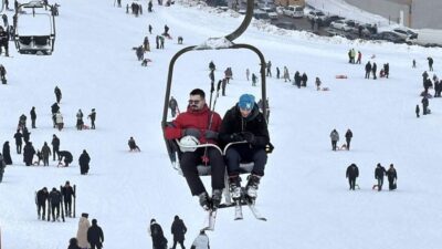 Samsun’un Ladik ilçesinde bulunan Akdağ Kayak Merkezi, sömestir tatilini fırsat