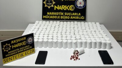 Konya’nın Akşehir ilçesinde polis ekipleri tarafından yapılan uyuşturucu operasyonunda 10