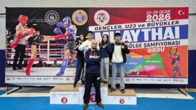 Alaca Belediyespor, Ordu’da düzenlenen Muay Thai Karadeniz Bölge Şampiyonası’nda 3