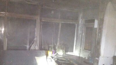 Antalya’nın Alanya ilçesinde gece saatlerinde bir evde çıkan yangın, itfaiye