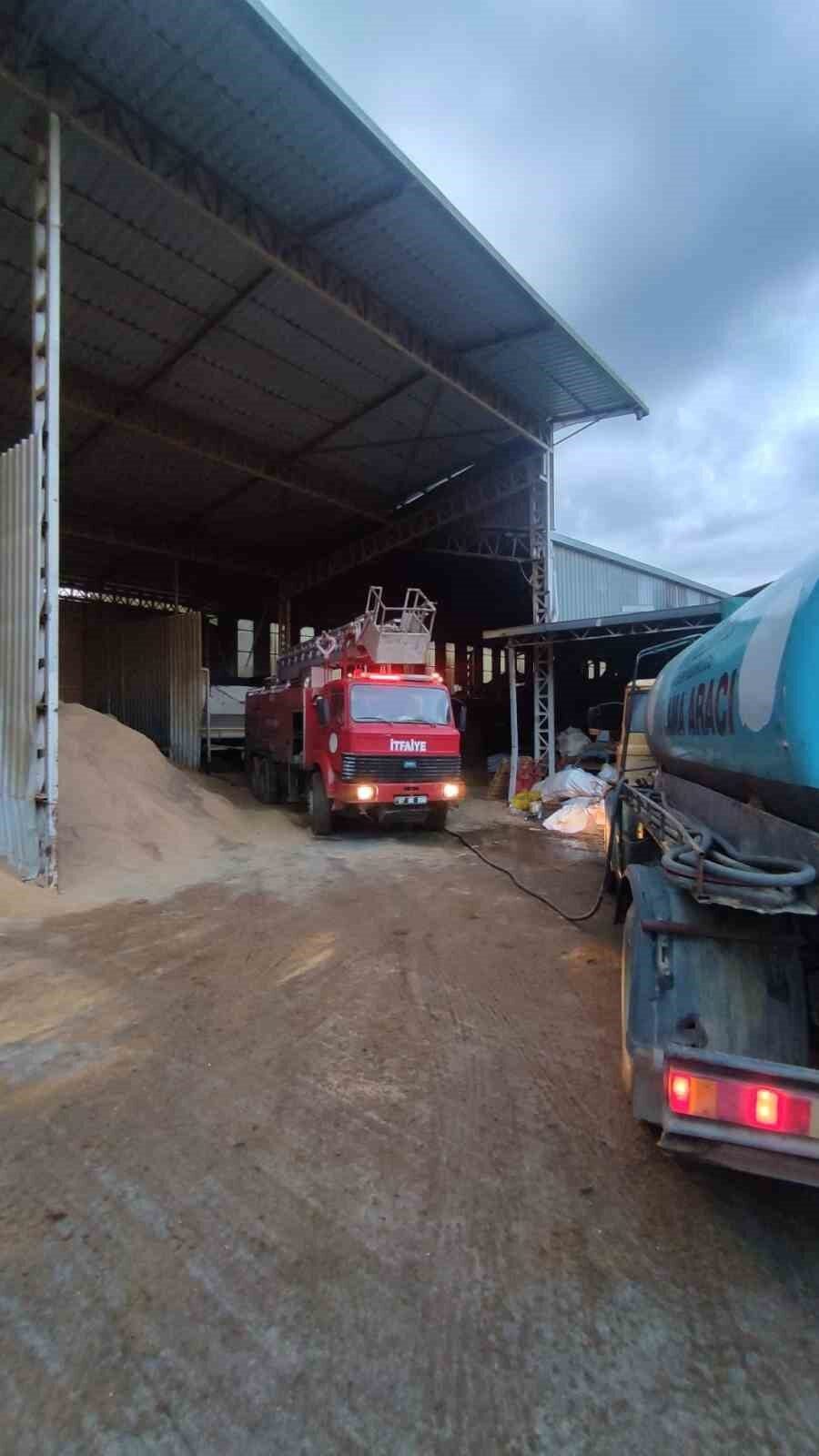 Antalya’nın Alanya ilçesi Toslak Mahallesinde dün sabah saatlerinde palet imalat