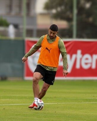 Alanyaspor, devre arası hazırlıklarını bugün yaptığı antrenmanla sürdürdü. Cengiz Aydoğan