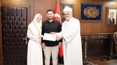 Almanya vatandaşı Anna Lambertz, Amasya’da düzenlenen törende Kelime-i Şehadet getirerek