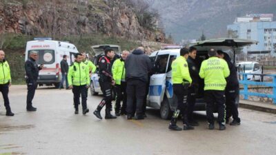 Amasya’da uygulama noktasında polisin ‘dur’ ihtarına uymayan motosikletli çocuk, yaklaşık