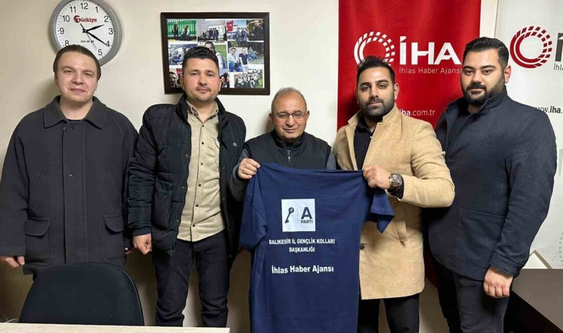 Balıkesir Anahtar Parti İl Gençlik Kolları Başkanı Çağrı Ünal, 10